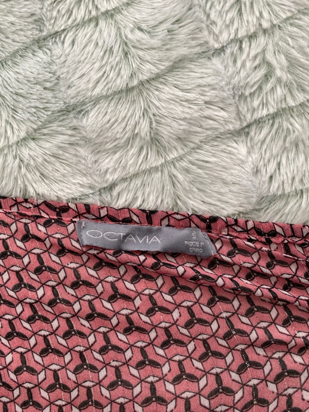 Octavia Pink Geometric Print Long-Sleeve Blouse — Small - Picture 7 of 7